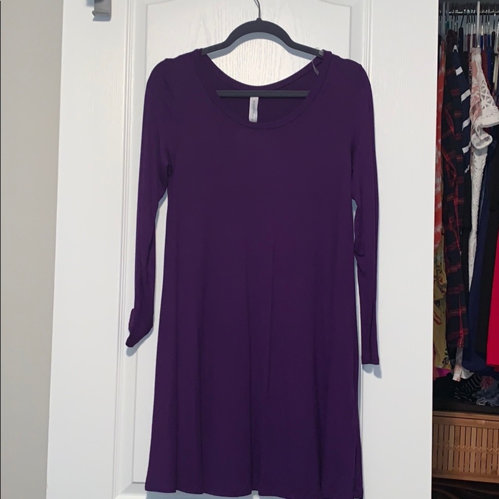 Light Long-Sleeve Purple Dress